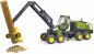 Preview: Bruder Spielfahrzeug Forstwirtschaft Holztransport John Deere 1270G Harvester mit 1 Baumstamm 02135