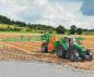 Preview: Bruder Spielfahrzeug Landwirtschaft Anhänger Amazone Anhängefeldspritze UX 5200 02207