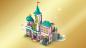 Preview: LEGO® Disney Princess Prinzessinnenschloss mit Haustieren 787 Teile 43267