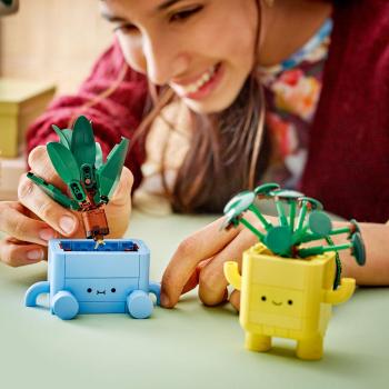 LEGO® Botanicals Fröhliche Pflanzen 217 Teile 10349