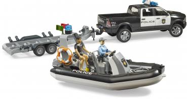 Bruder Spielfahrzeug Polizei RAM 2500 Polizei Pickup, L+S, 2 Fig. + Anhänger + Boot 02507