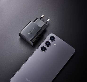 Intenso Ladegerät Power Adapter 20 Watt W20C 1x USB-C für 1 Gerät schwarz