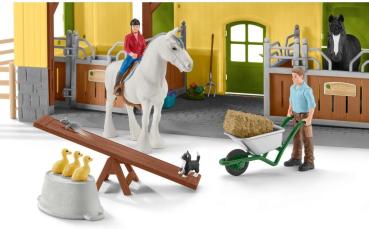 Schleich FARM WORLD Pferdestall Set 82 Teile 42485