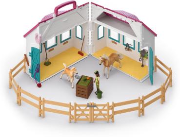 Preview: Schleich HORSE CLUB Offenstall Set 60 Teile 42703