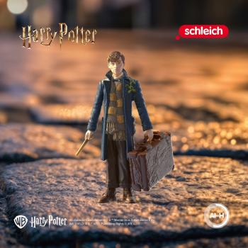 Preview: Schleich HARRY POTTER FANTASTIC BEASTS Newt Scamander™ & Pickett Set 2 Teile 42743