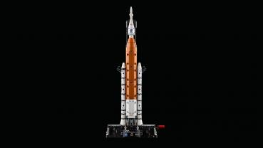 LEGO® Technic NASA Artemis SLS-Schwerlastrakete 632 Teile 42221