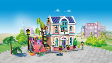 Preview: LEGO® Friends Lianns Familienhaus 946 Teile 42687