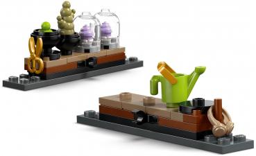 LEGO® Harry Potter™ Schloss Hogwarts™: Kräuterkundeunterricht 390 Teile 76445