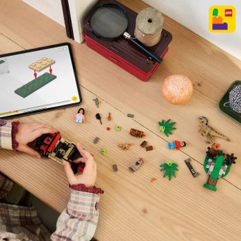 LEGO® Jurassic World™ Raptor: Verfolgungsjagd mit dem Geländewagen 285 Teile 76972