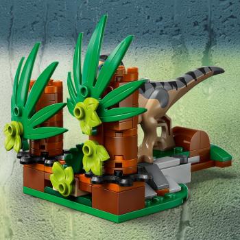 LEGO® Jurassic World™ Raptor: Verfolgungsjagd mit dem Geländewagen 285 Teile 76972