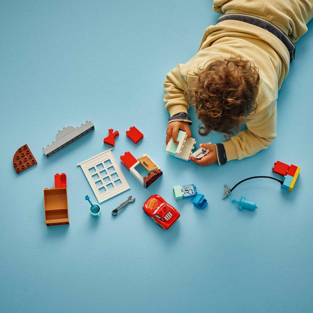 LEGO® DUPLO® McQueens Besuch in Docs Werkstatt 35 Teile 10456