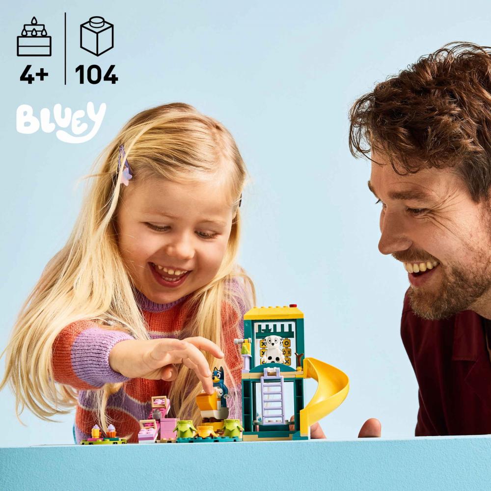 LEGO® Bluey und Chloe auf dem Spielplatz 104 Teile 11201
