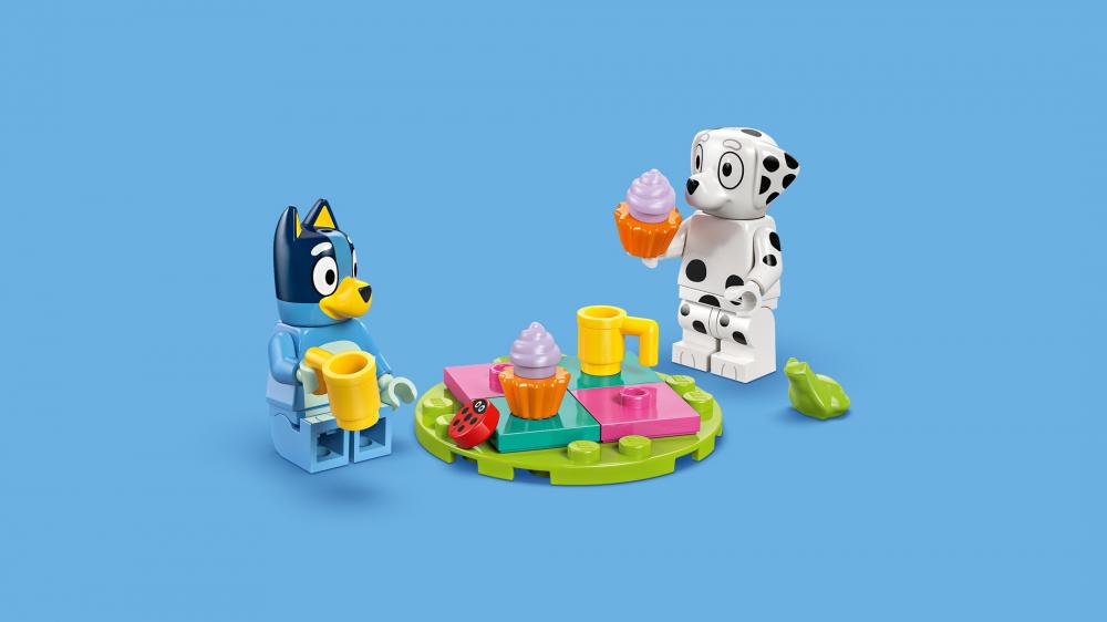 LEGO® Bluey und Chloe auf dem Spielplatz 104 Teile 11201