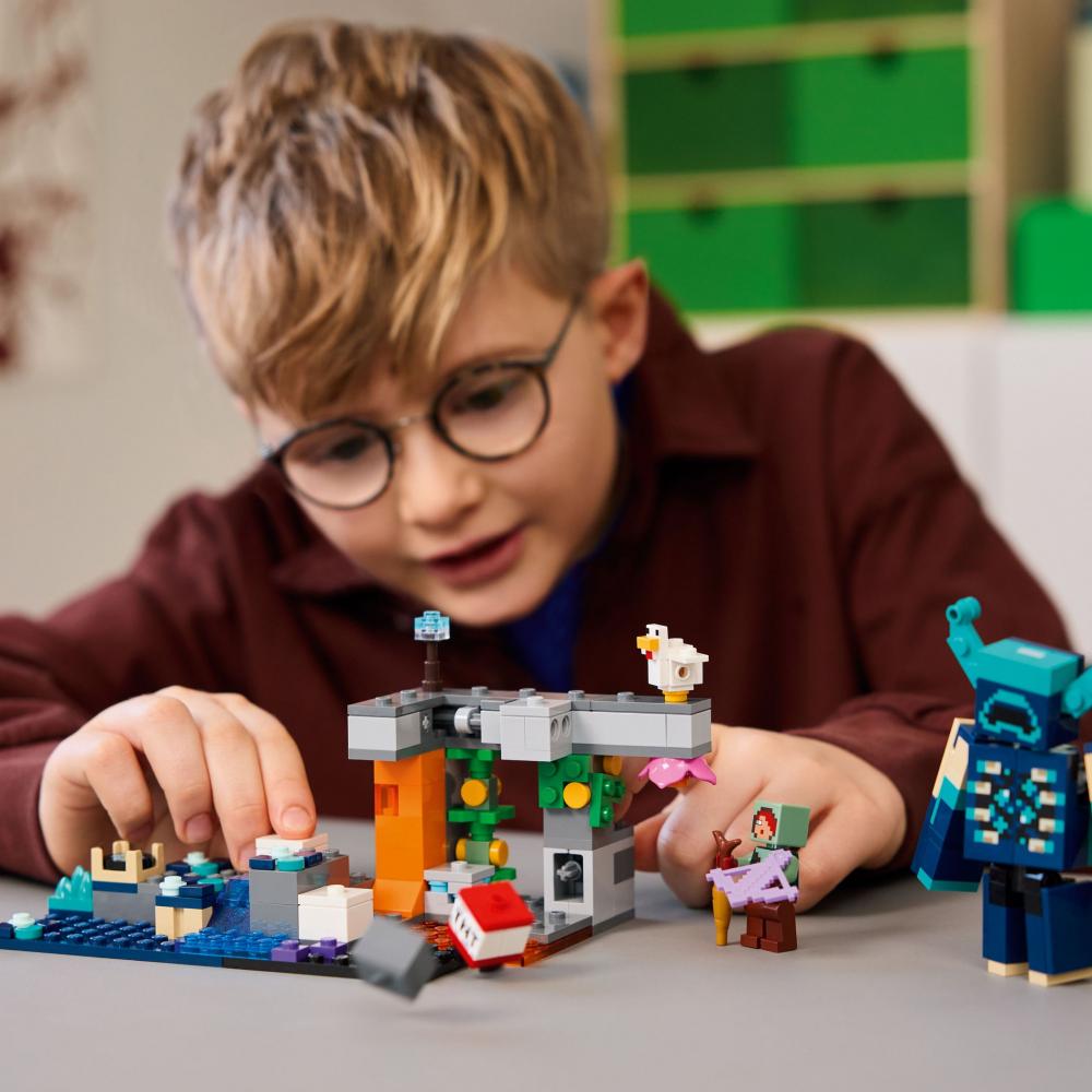 LEGO® Minecraft™ Begegnung mit dem Wächter 238 Teile 21274