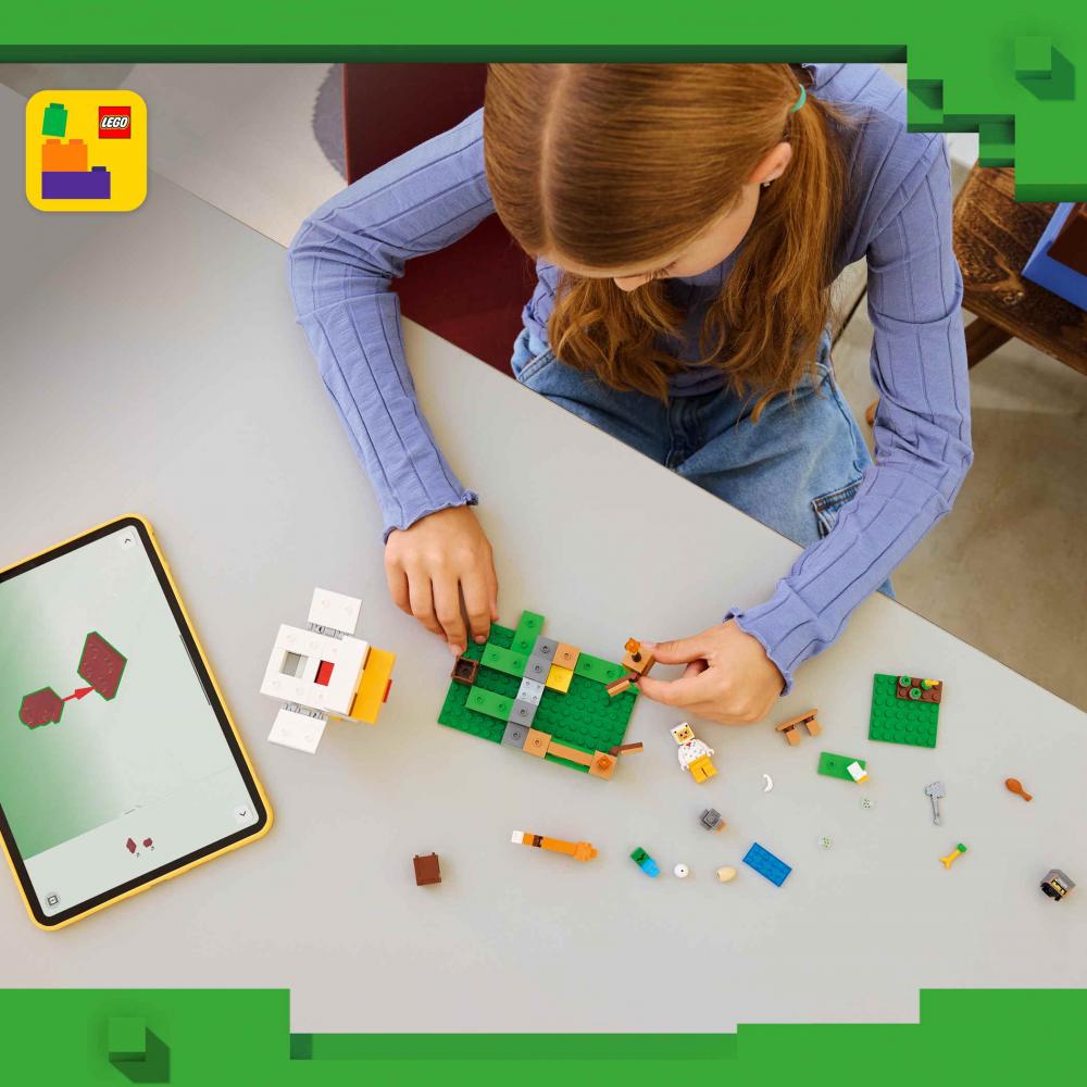 LEGO® Minecraft™ Hühnerfarm 233 Teile 21585