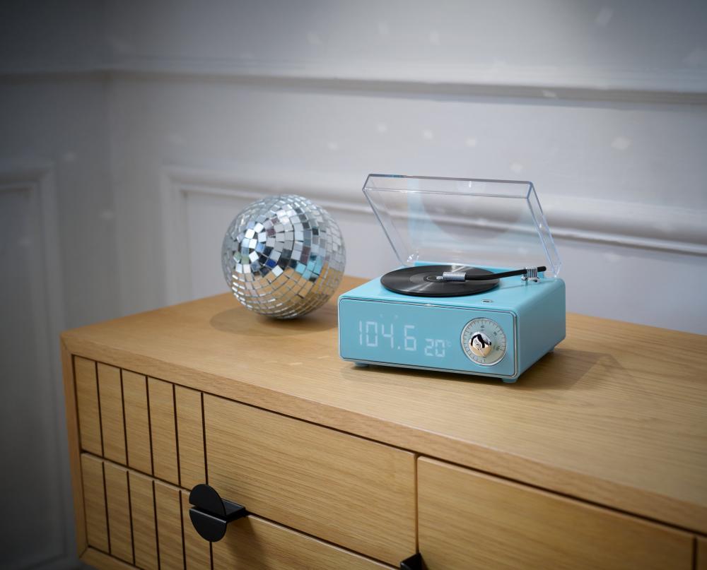 Bigben Bluetooth portabler Lautsprecher EPOK mit Wecker Plattenspieler Look blau AU389395