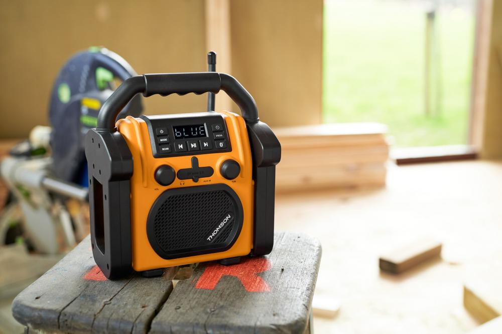 Thomson Bluetooth portables Radio Baustellenradio WKR60BT schwarz orange TH389463