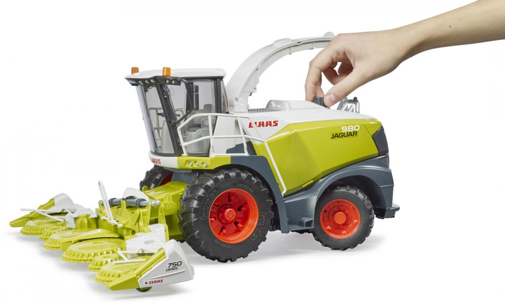 Bruder Spielfahrzeug Landwirtschaft Erntemaschine Claas Jaguar 980 Feldhäcksler 02134