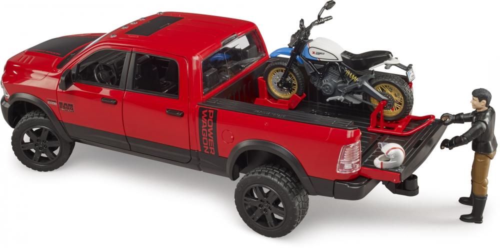 Bruder Spielfahrzeug Offroad RAM 2500 Power Wagon mit Scrambler Ducati Desert Sled und Fahrer 02502