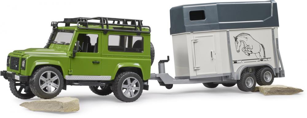 Bruder Spielfahrzeug Offroad Land Rover Defender St. Wagon + Pferdeanhänger mit 1 Pferd 02592