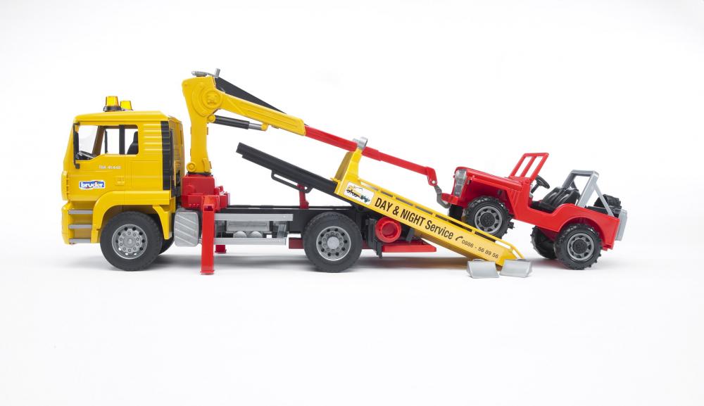 Bruder Spielfahrzeug Baustelle Service-Fahrzeuge MAN TGA Abschlepp-LKW mit Geländewagen 02750