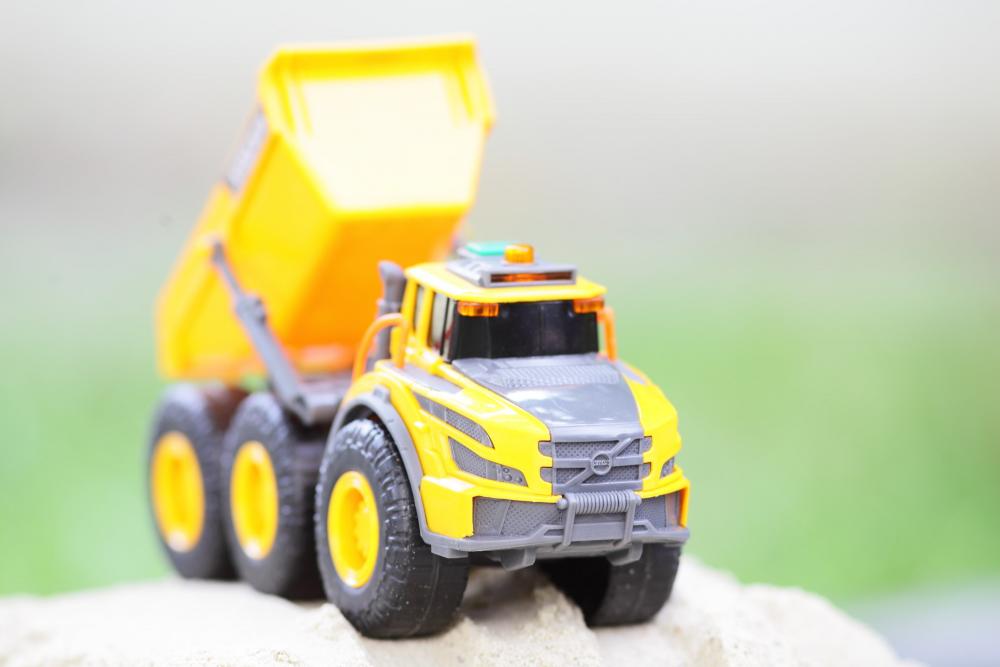 Dickie Spielfahrzeug Baustelle LKW Go Real / Construction Volvo Articulated Hauler 203723007