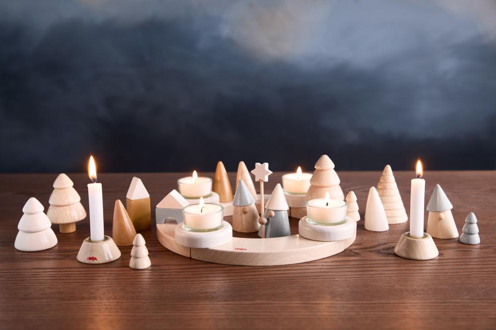 HABA Dekoration Weihnachten Kerzenständer Set Wichtelwald 2012293001