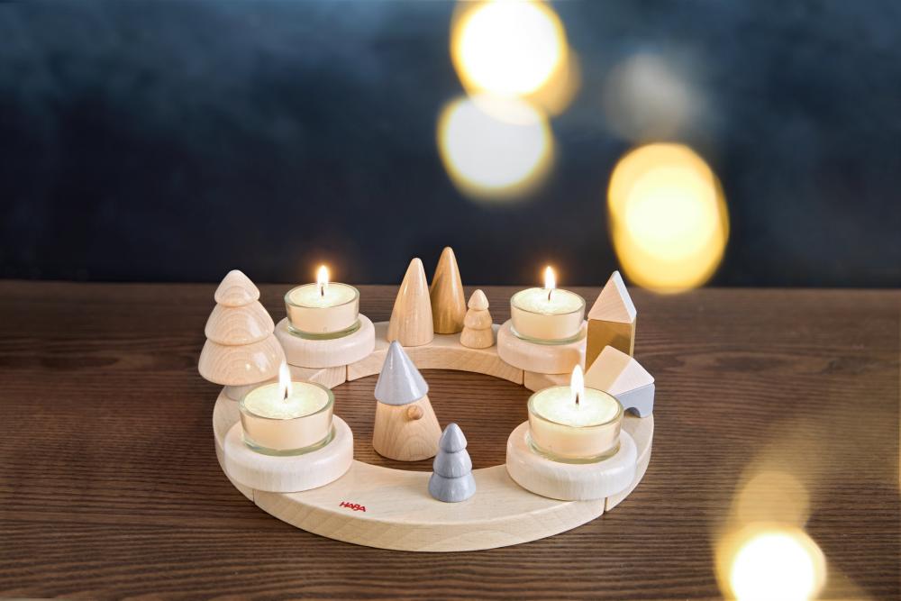 HABA Dekoration Weihnachten Adventskranz, schlichtes Holz Design 2012292001