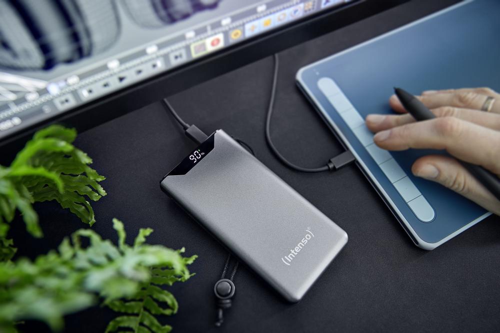 Intenso Powerbank F10000 PD Qualcomm Quick Charge 3.0 10000 mAh 1x USB Typ A und C OUT grau