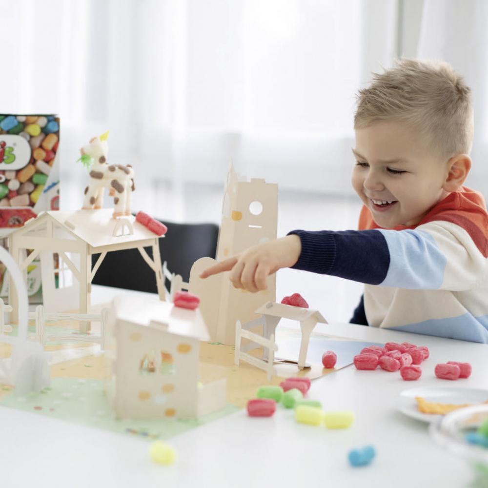 PlayMais Bastel Kreativität Classic Farm Bauernhof vorgestanzte Pappbögen 160044