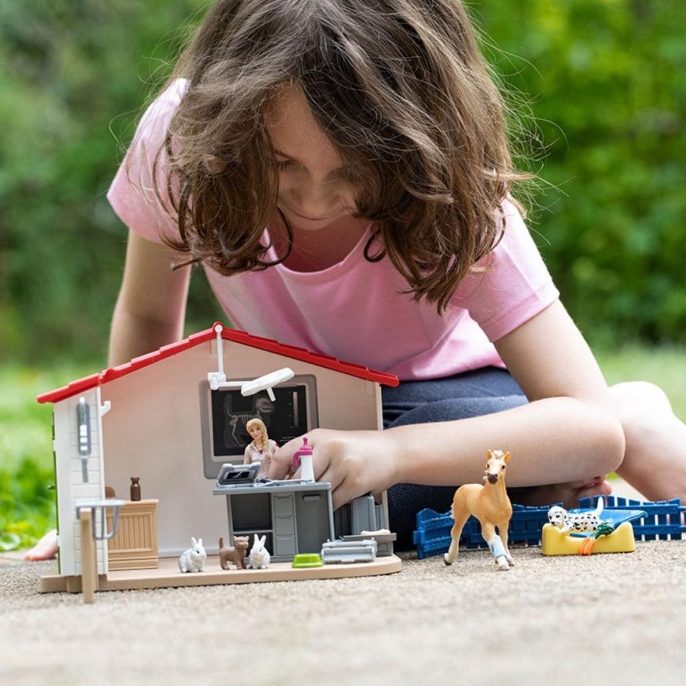 Schleich FARM WORLD Tierarzt-Praxis mit Haustieren Set 43 Teile 42502