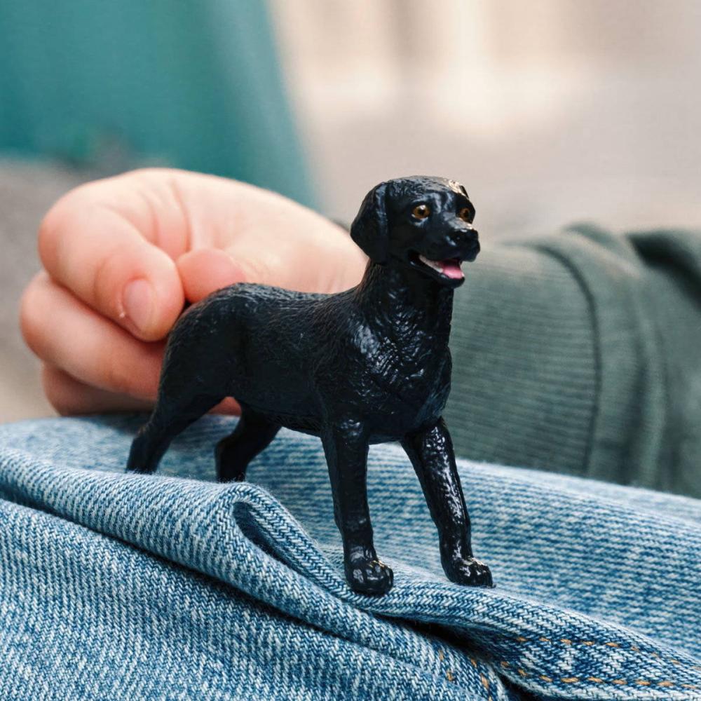 Schleich FARM WORLD Schwarze Labrador Retriever Hündin Einzelfigur 14923