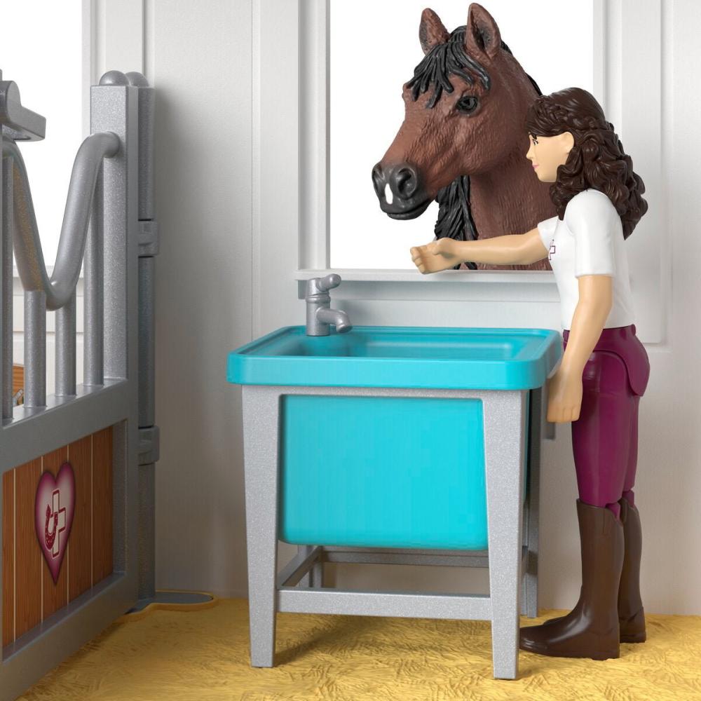 Schleich HORSE CLUB Pferdeklinik Heilende Hufe Set 64 Teile 42787