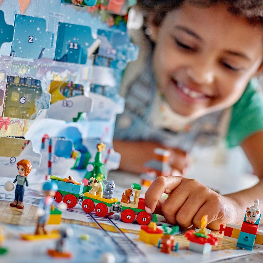 LEGO® Friends Adventskalender 2023 231 Teile 41758
