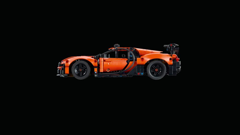 LEGO® Technic Bugatti Chiron Pur Sport Hypercar 771 Teile 42222