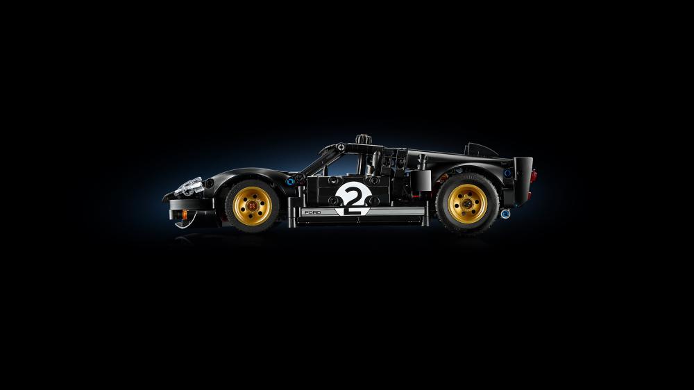 LEGO® Technic 1966 Ford GT40 MKII Rennwagen 793 Teile 42223