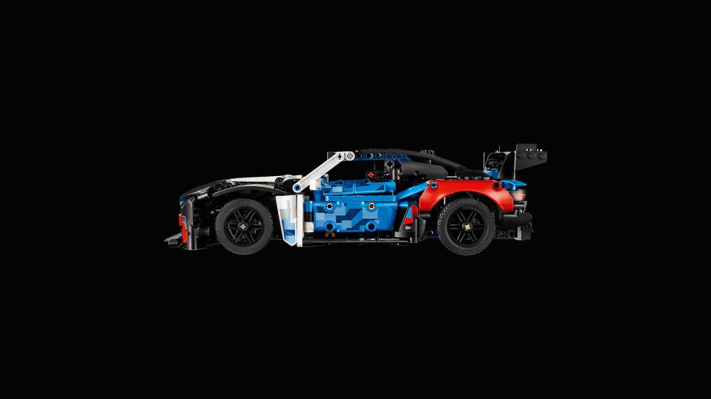 LEGO® Technic BMW M4 GT3 EVO Rennwagen 747 Teile 42226