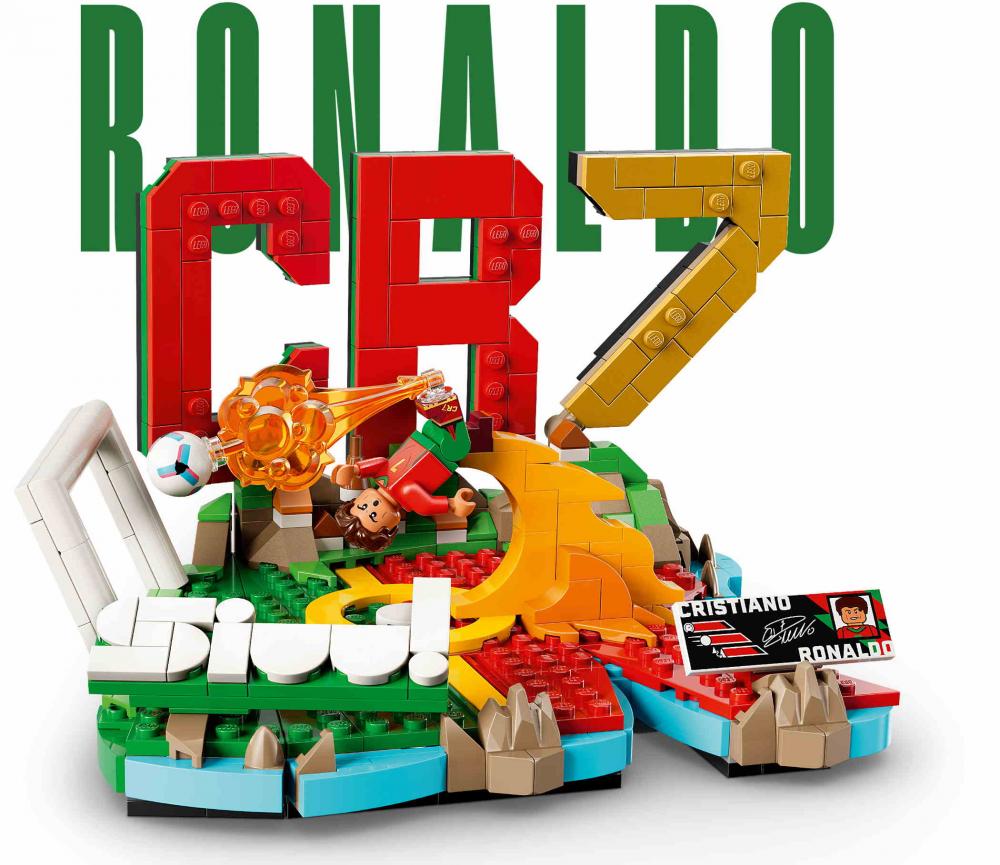 LEGO® Editions Football Cristiano Ronaldo - Fußball-Highlights 490 Teile 43012