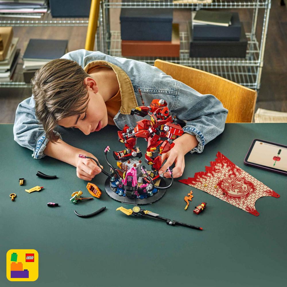 LEGO® NINJAGO Der Feuerritter-Mech 996 Teile 71846