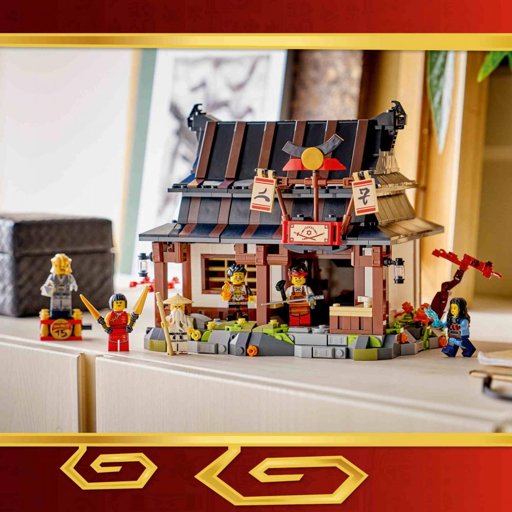 LEGO® NINJAGO 15-jähriges Jubiläum der Vier-Waffen-Schmiede 1259 Teile 71858
