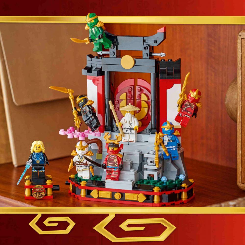 LEGO® NINJAGO 15-jähriges Jubiläum Ninja-Charaktere zum Ausstellen 447 Teile 71866