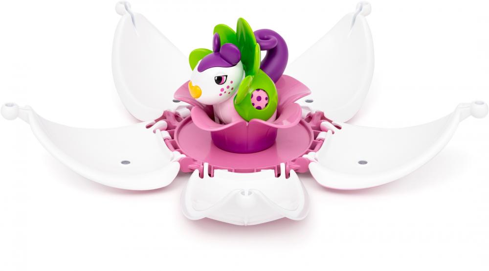 Brio Flora Spielfigur Poppys Blumenhaus 4 Teile inkl. 1 Flora Figur 36224