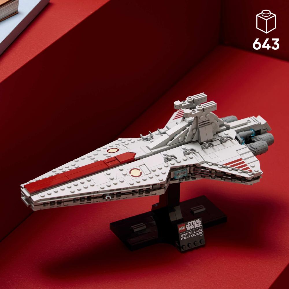 LEGO® Star Wars™ Angriffskreuzer der Venator-Klasse 643 Teile 75441