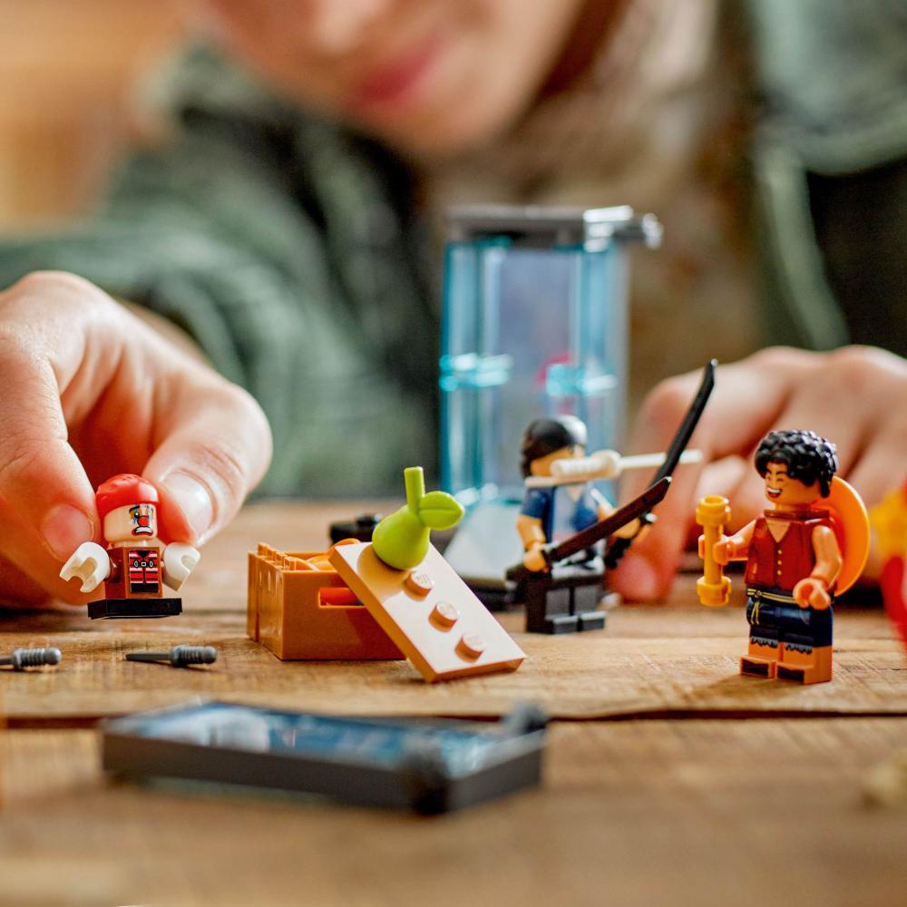 LEGO® ONE PIECE Zirkuszelt von Buggy dem Clown 573 Teile 75637