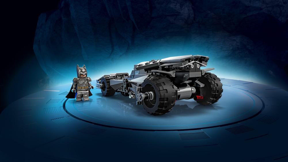 LEGO® DC Universe Super Heroes™ Batman vs. Superman Batmobil 220 Teile 76331