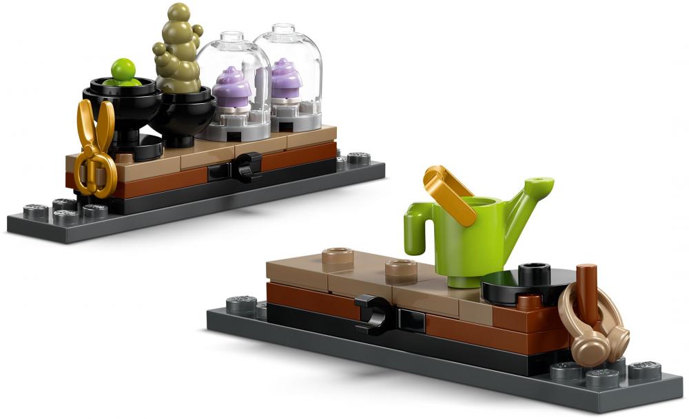 LEGO® Harry Potter™ Schloss Hogwarts™: Kräuterkundeunterricht 390 Teile 76445