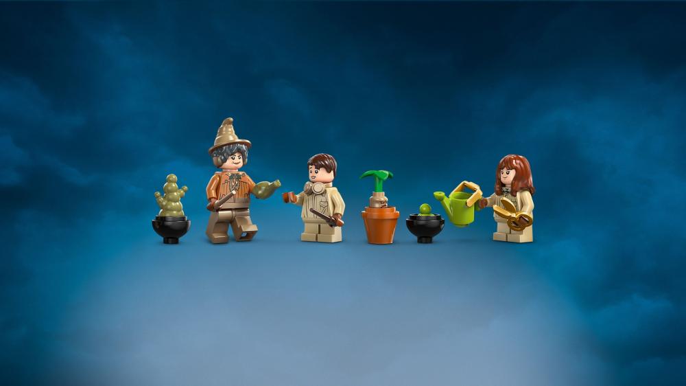 LEGO® Harry Potter™ Schloss Hogwarts™: Kräuterkundeunterricht 390 Teile 76445