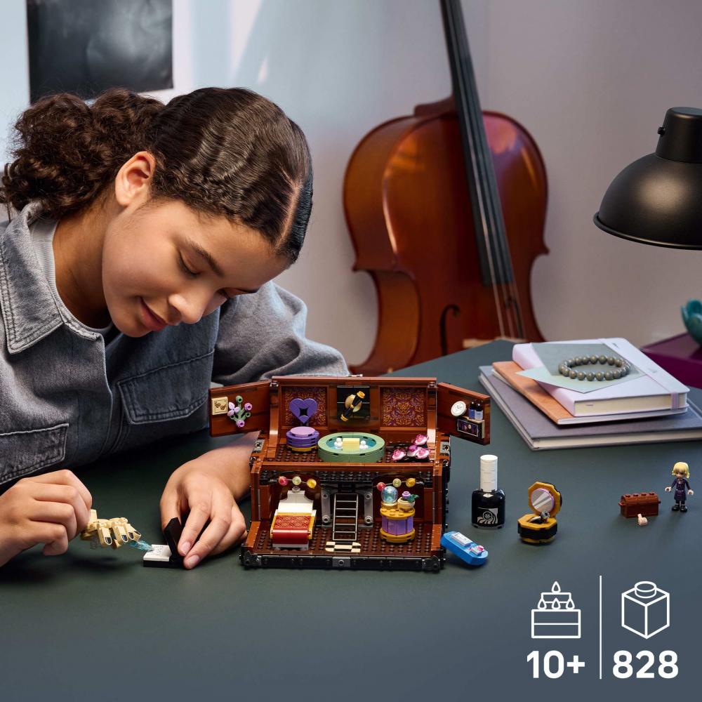 LEGO® Wednesday Die Wohnung des Eiskalten Händchens 828 Teile 76785