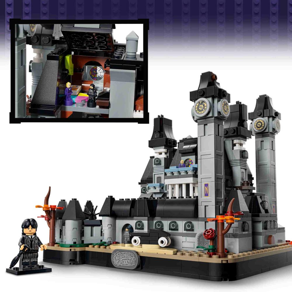 LEGO® Wednesday Nevermore Academy 890 Teile 76788