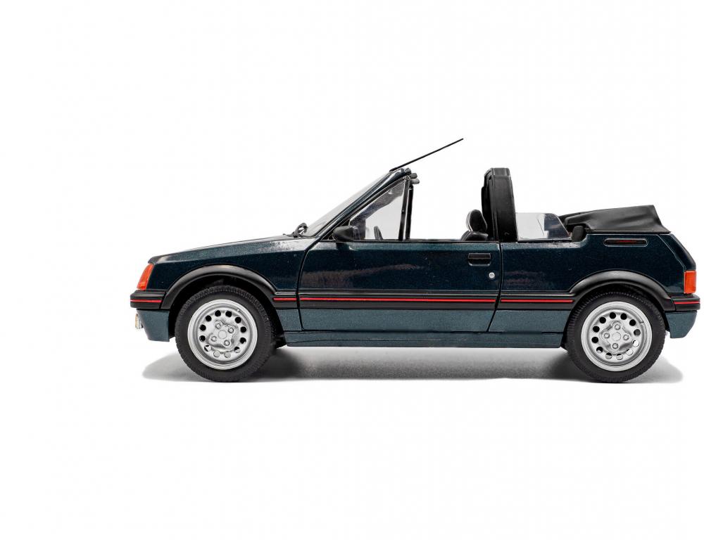 Solido Modellauto Maßstab 1:18 Peugeot 205 CTI ROLLAND-GARROS grün 1986 S1806204